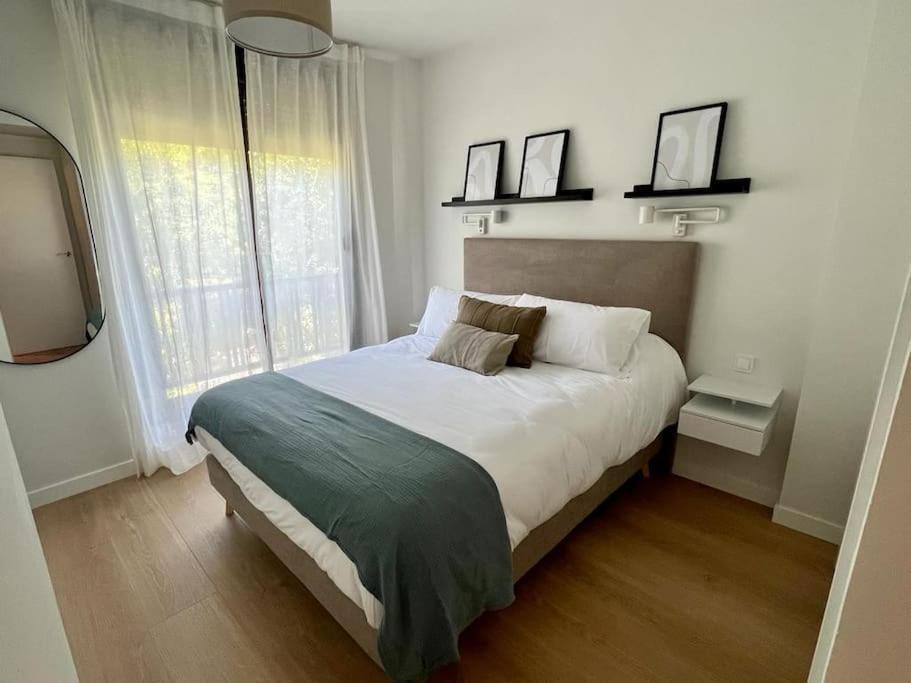 Samaniego Apartment - Madrid Airport エクステリア 写真